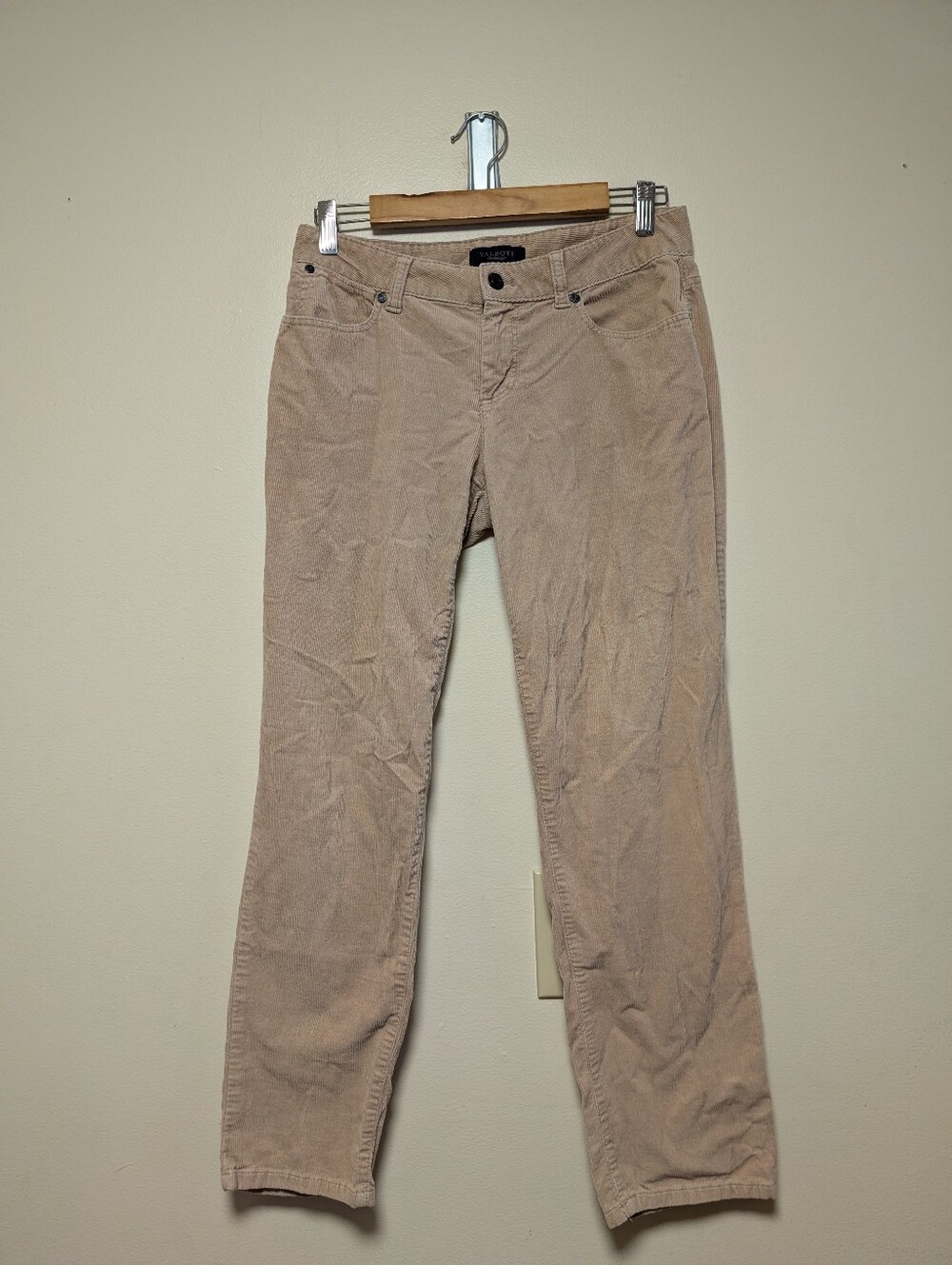 Talbots Signature Fit Beige Corduroy Pants Size 4 Straight Leg